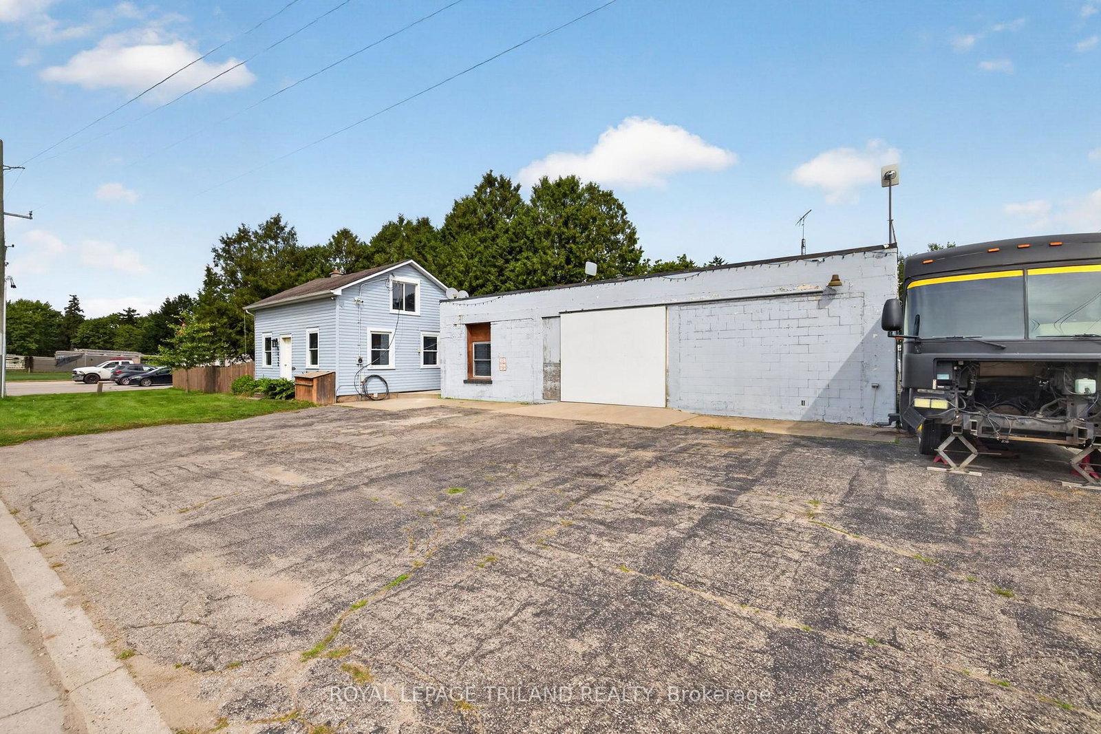 6422-bradish-road-london-south-ontario-x13762500