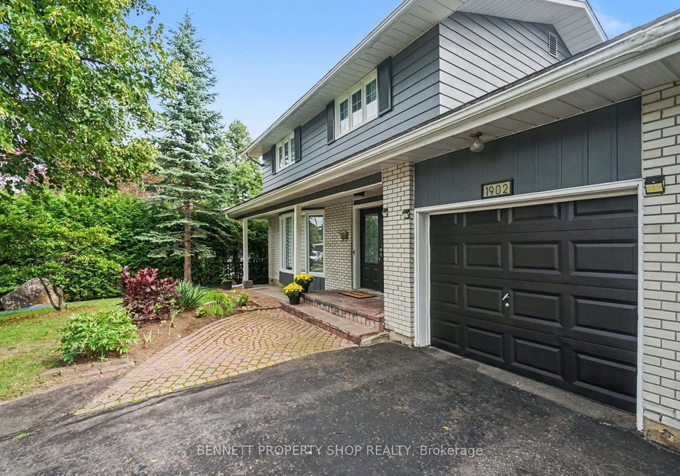 1902-featherston-drive-ottawa-ontario-x13762540