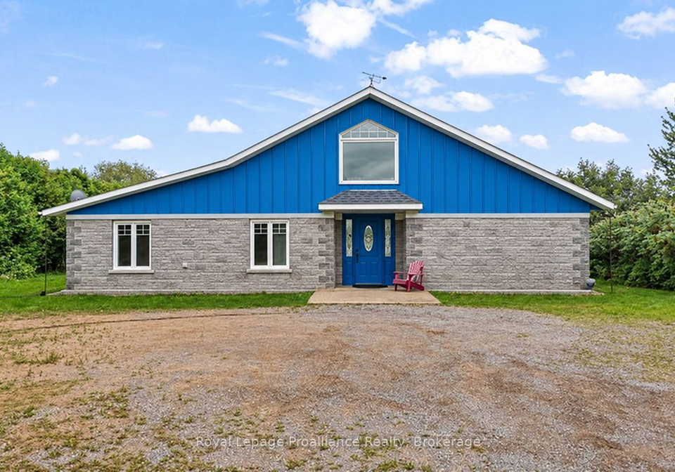 137-lakeshore-drive-madawaska-valley-ontario-x13762584