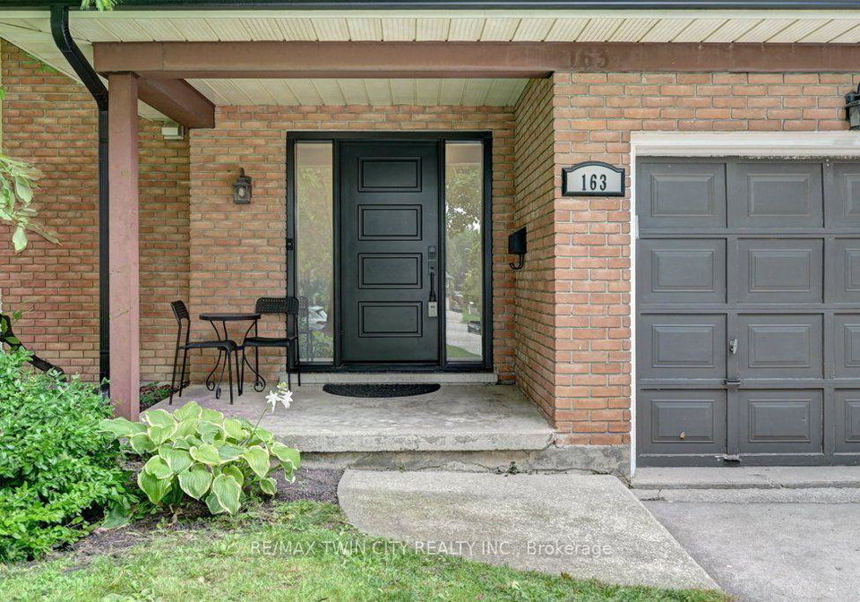 163-chelford-crescent-waterloo-ontario-x13763126