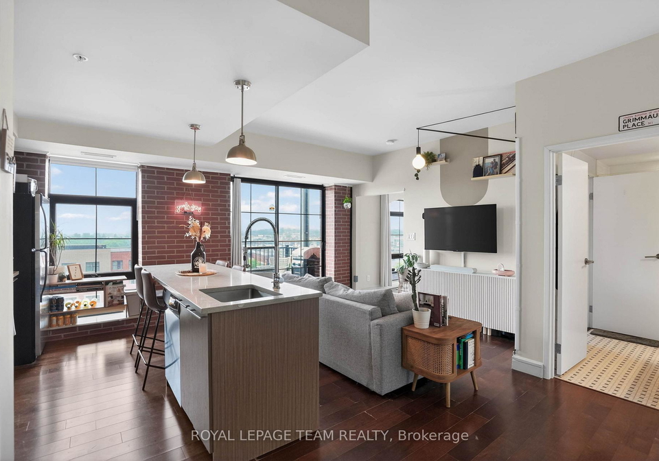 555-anand-private-ottawa-ontario-x13763204