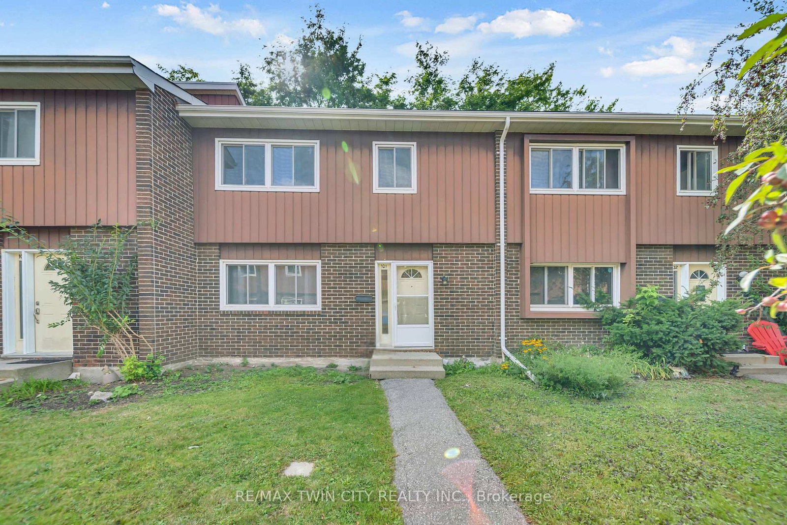 121-university-avenue-e-waterloo-ontario-x13763314