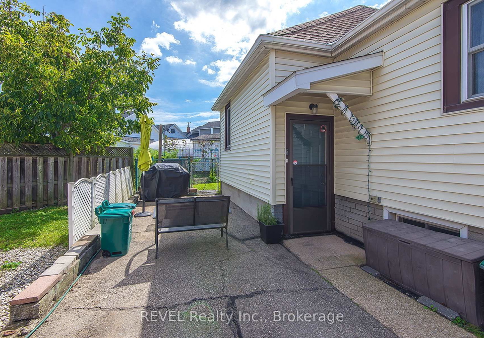 12-garnet-street-st-catharines-ontario-x13763486