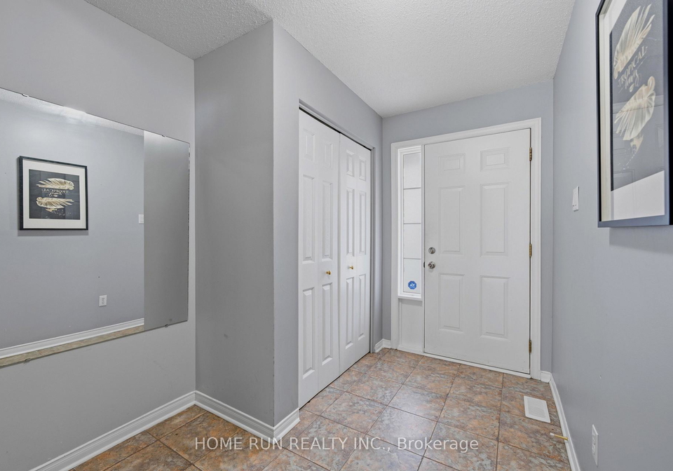 2632-palings-private-ottawa-ontario-x13763508