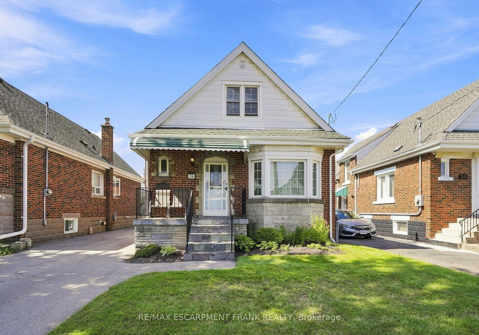 38-garside-avenue-s-hamilton-ontario-x13763524