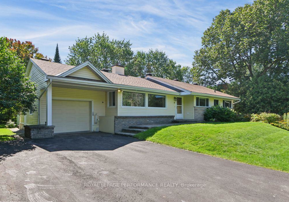 18-honey-gables-drive-ottawa-ontario-x13763636