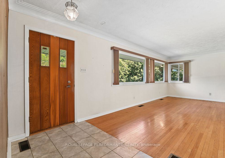 18-honey-gables-drive-ottawa-ontario-x13763636