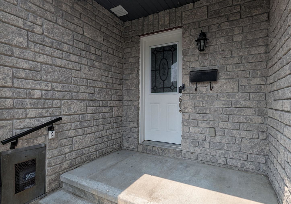 11-john-findlay-terrace-arnprior-ontario-x13763916