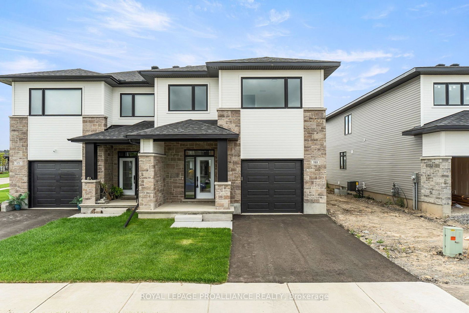 1169-moore-street-brockville-ontario-x13764258