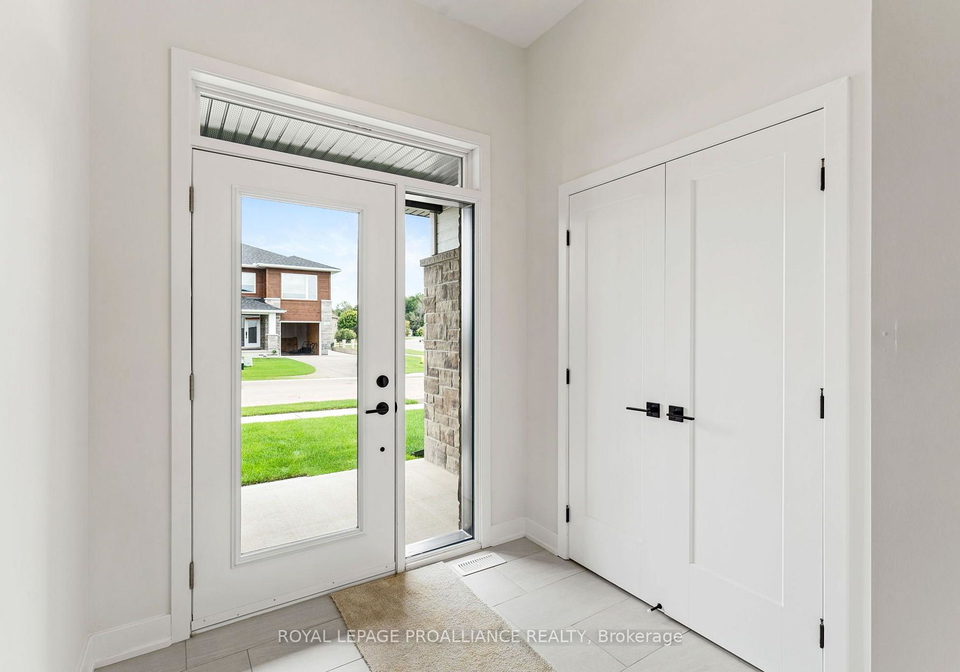 1169-moore-street-brockville-ontario-x13764258