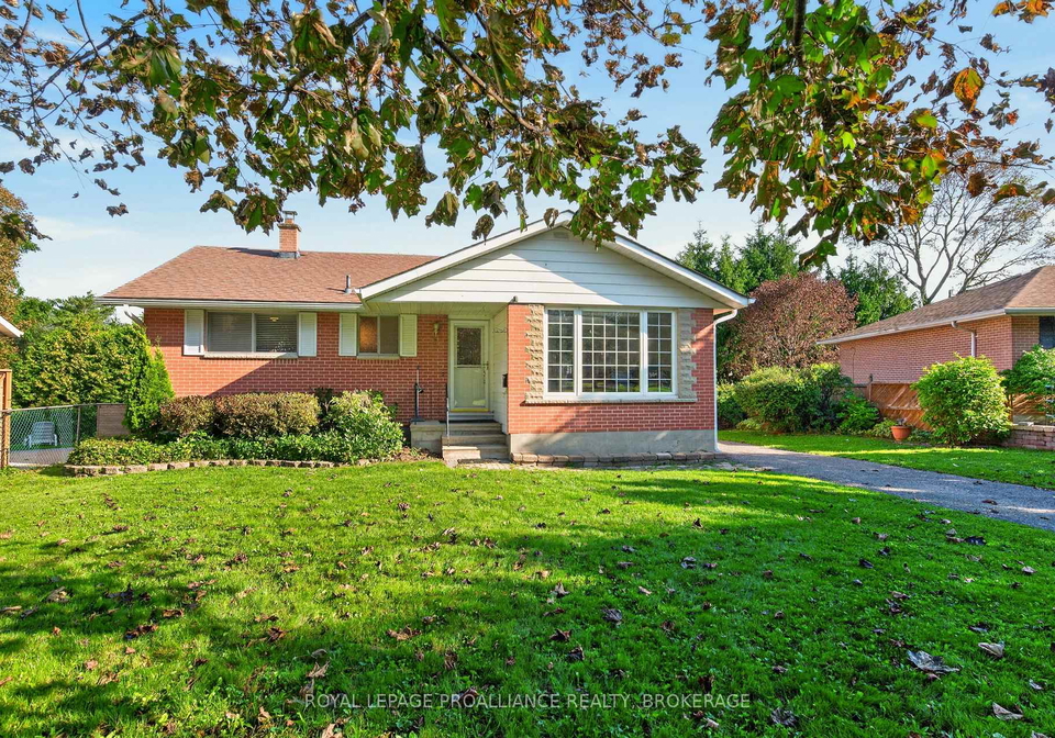 15-hampstead-kingston-ontario-x13764278