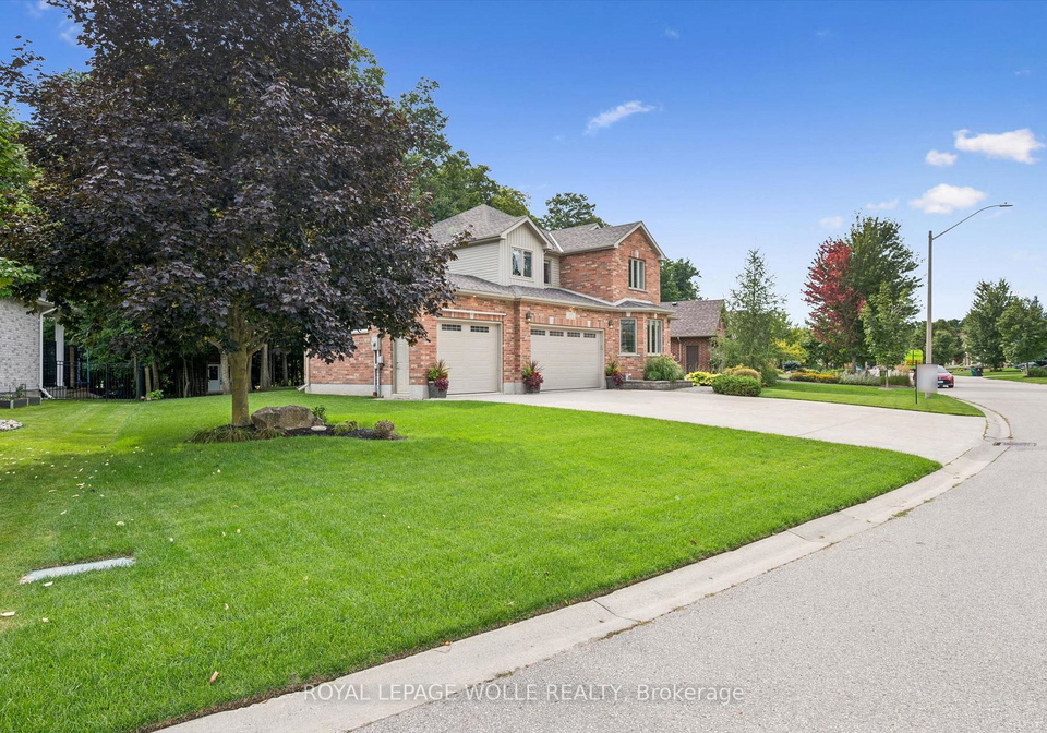 45-welwood-avenue-wellesley-ontario-x13764360