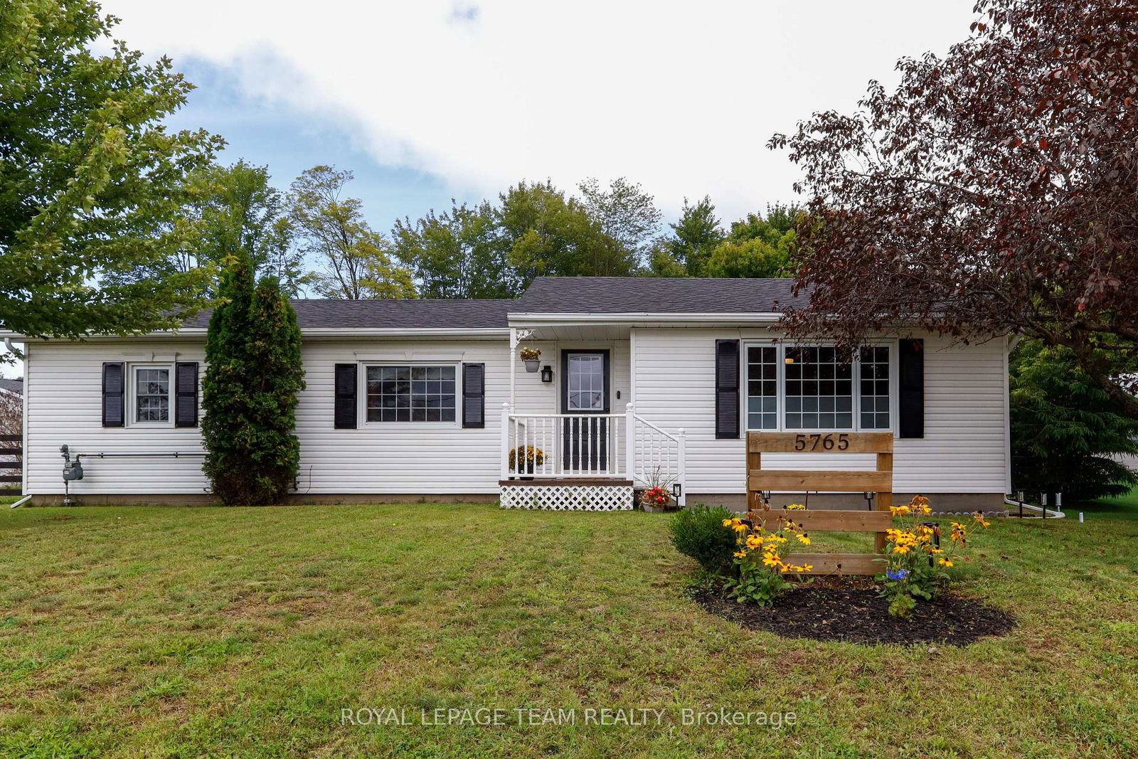 5765-rideau-river-road-north-grenville-ontario-x13764370