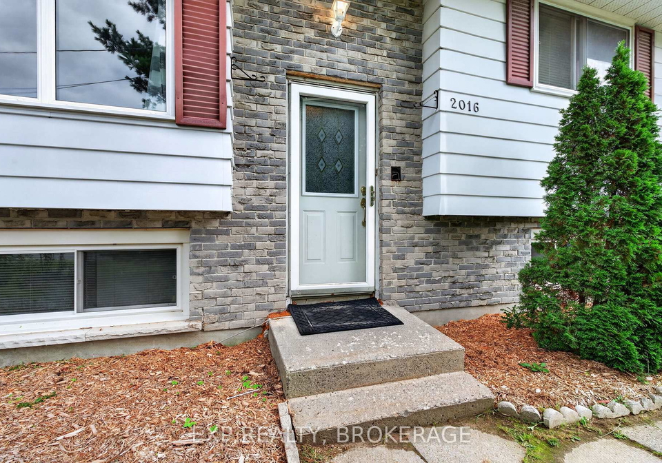 2016-cole-hill-road-kingston-ontario-x13764496