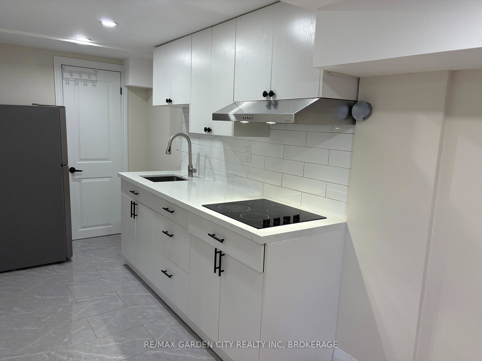 60-wakelin-terrace-st-catharines-ontario-x13764536