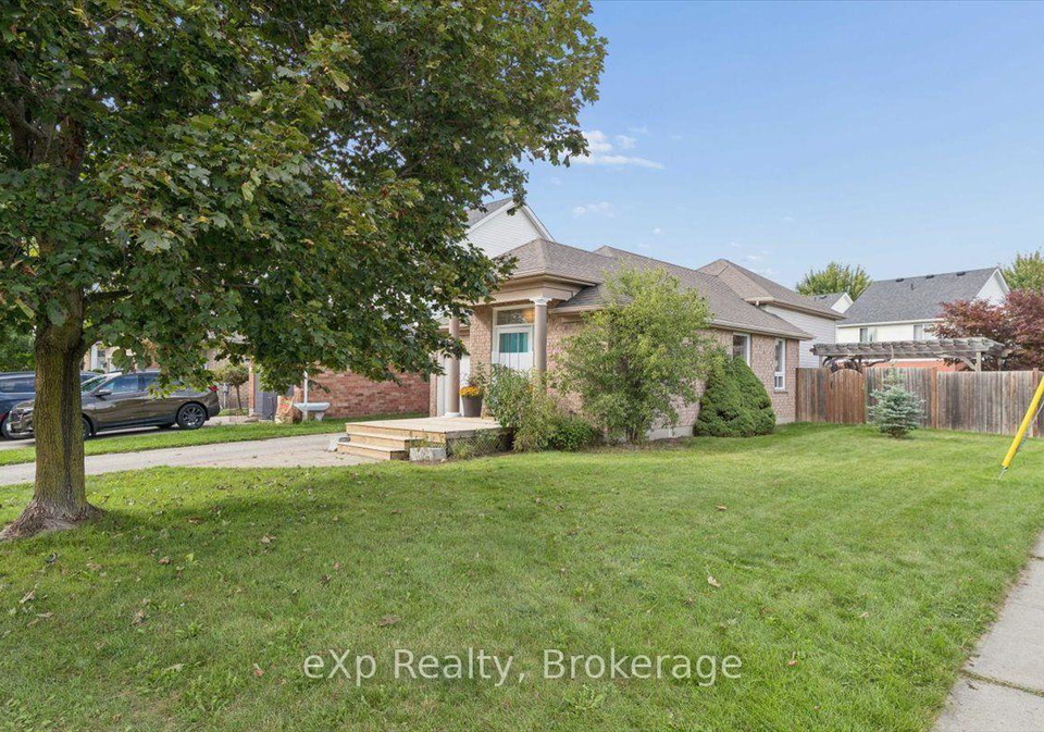 64-buckthorn-crescent-guelph-ontario-x13764538