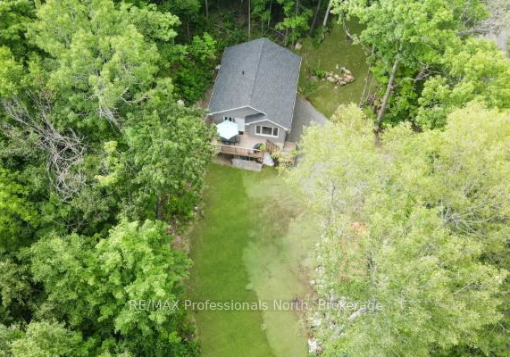 1065-hendersons-road-minden-hills-ontario-x13764652