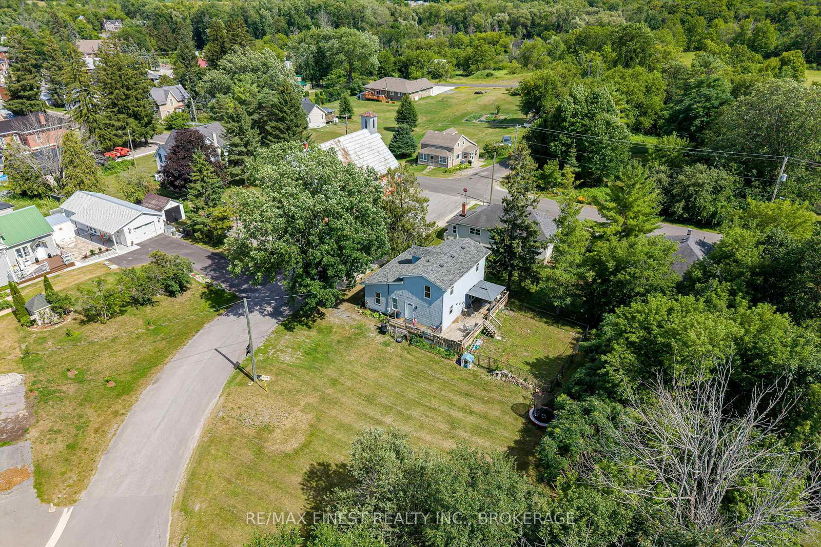 1-neely-street-stone-mills-ontario-x13764710