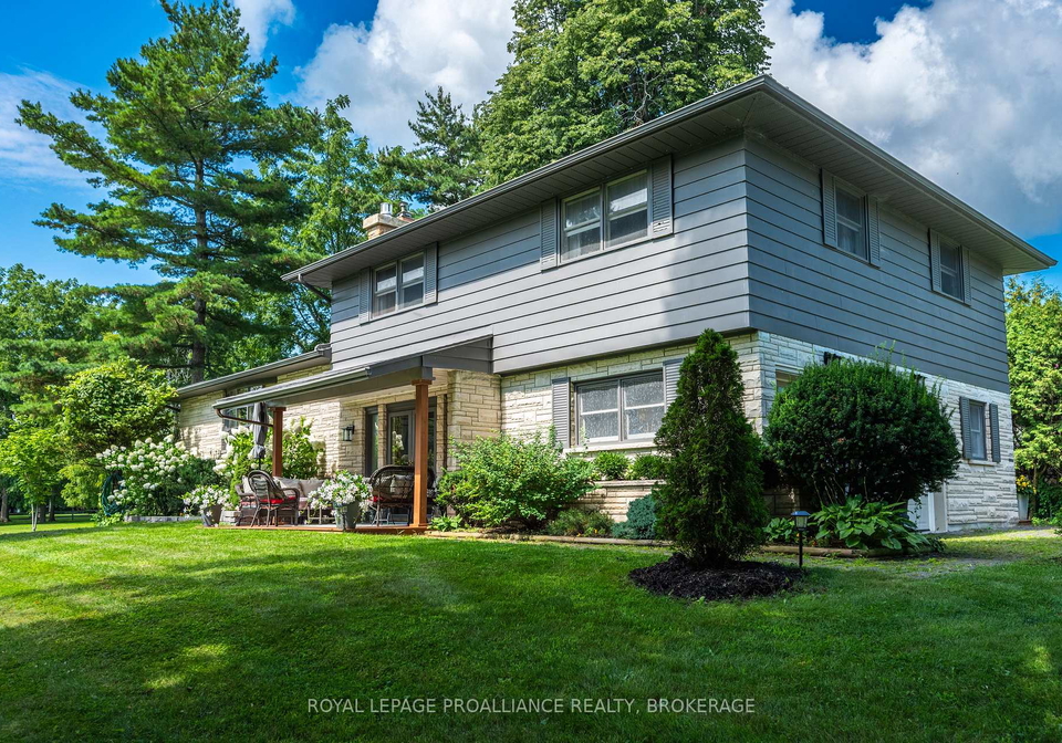 330-elmwood-drive-gananoque-ontario-x13764830