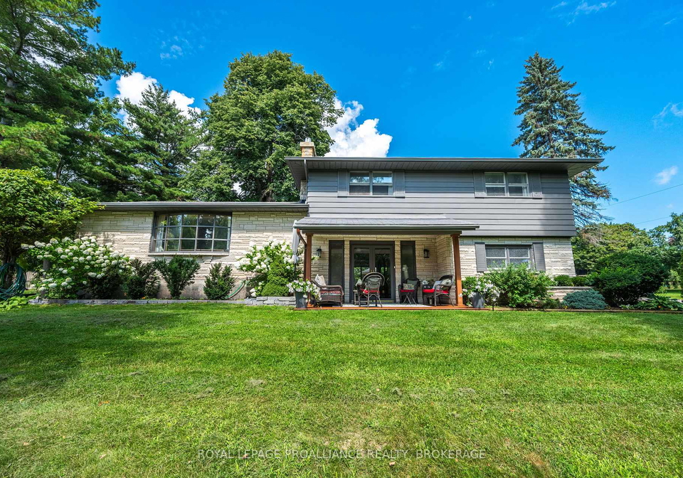 330-elmwood-drive-gananoque-ontario-x13764830