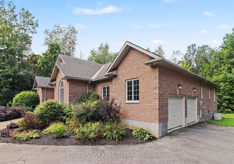 6235-deermeadow-drive-ottawa-ontario-x13764944