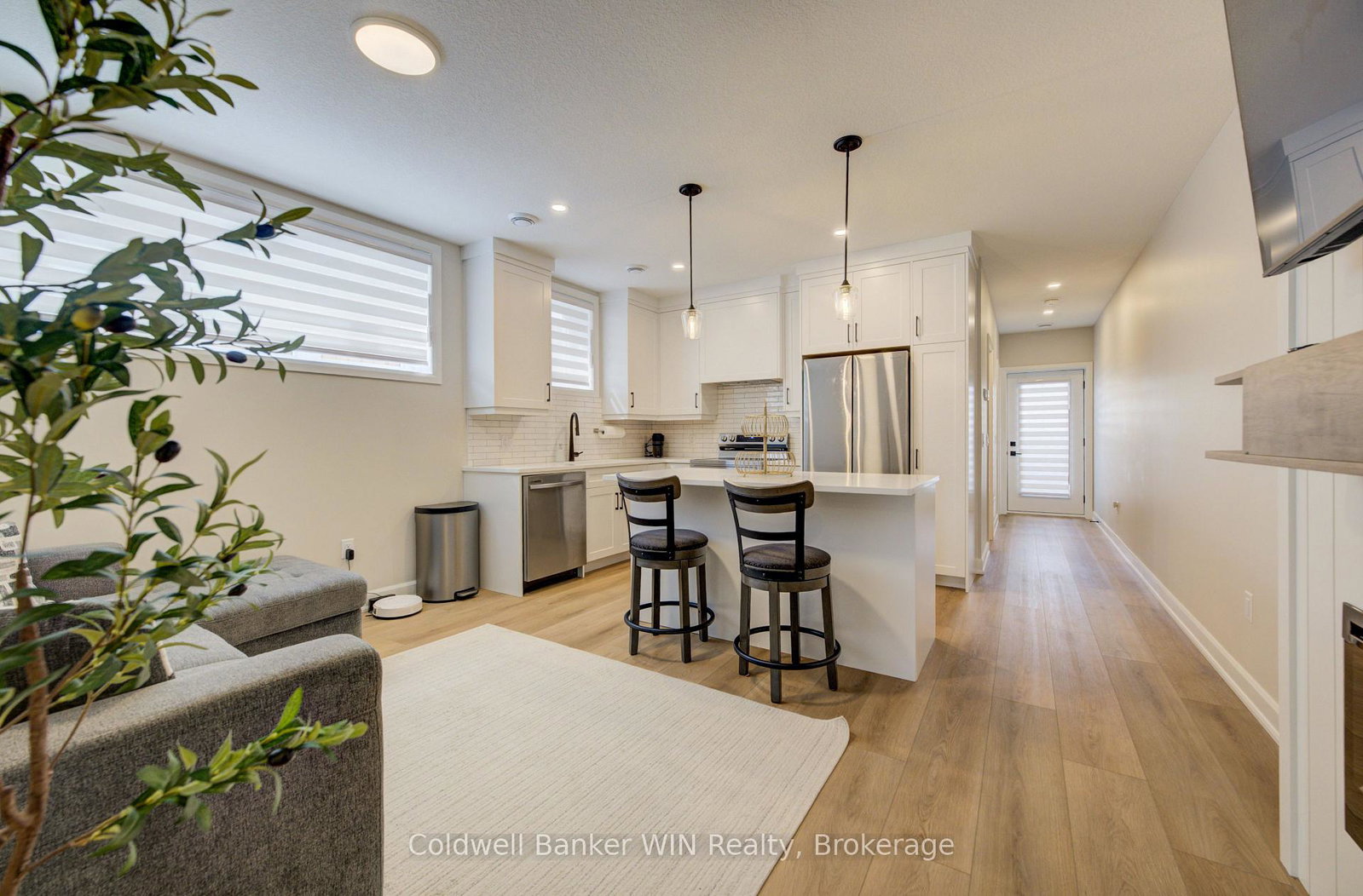 440-wellington-street-e-wellington-north-ontario-x13765256