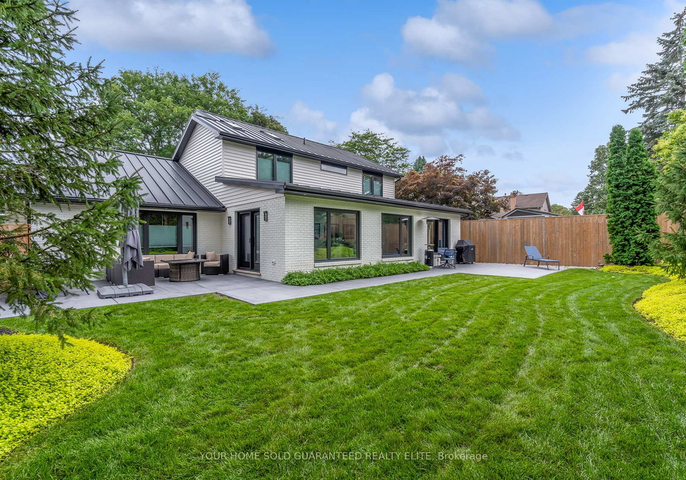 16-whitehall-gate-pelham-ontario-x13765440