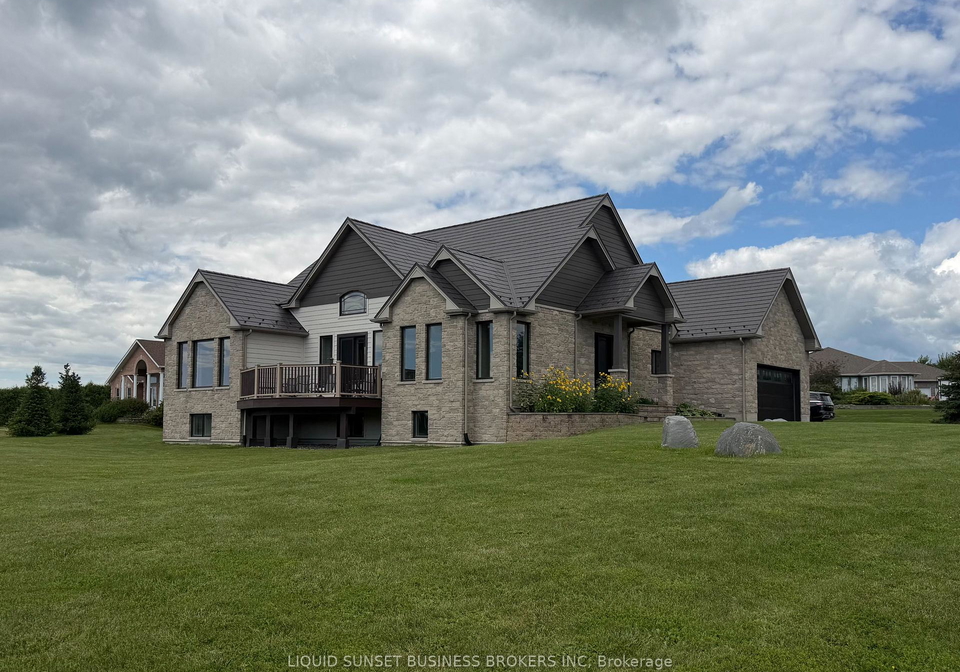 103-binnacle-view-drive-front-of-leeds-seeleys-bay-ontario-x13765460