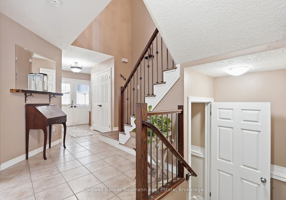 7-henderson-drive-guelph-ontario-x13765598