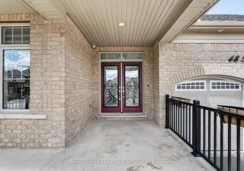 48-harpin-way-e-centre-wellington-ontario-x13765634