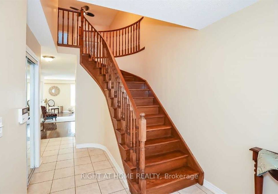 344-e-main-st-e-grimsby-street-e-grimsby-ontario-x13766058