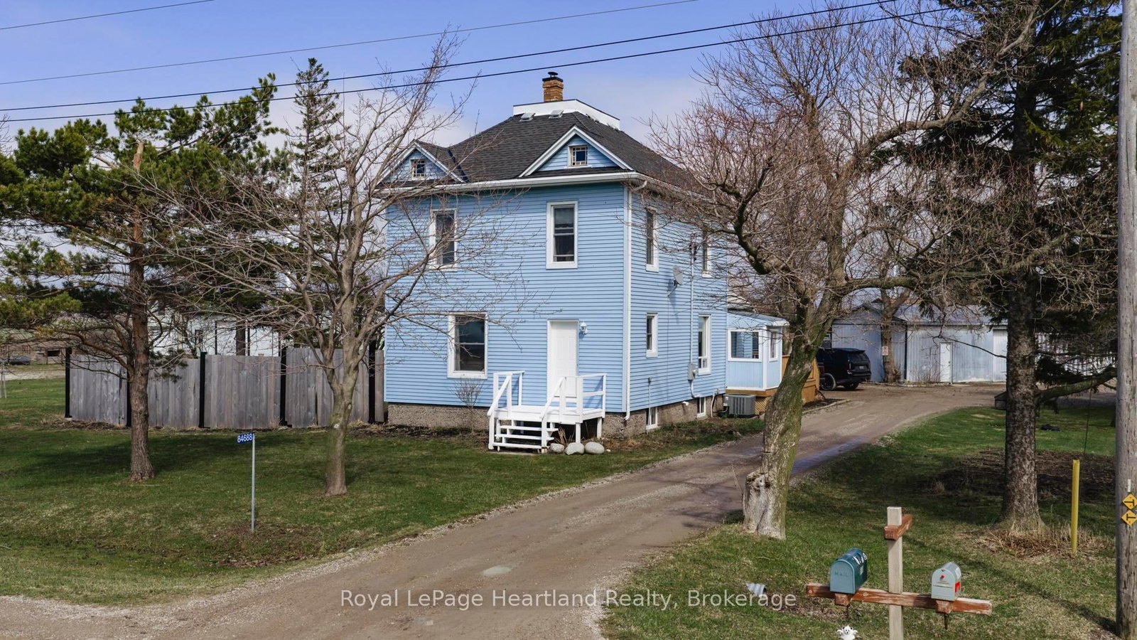 84688-bluewater-highway-ashfield-colborne-wawanosh-ontario-x13766322