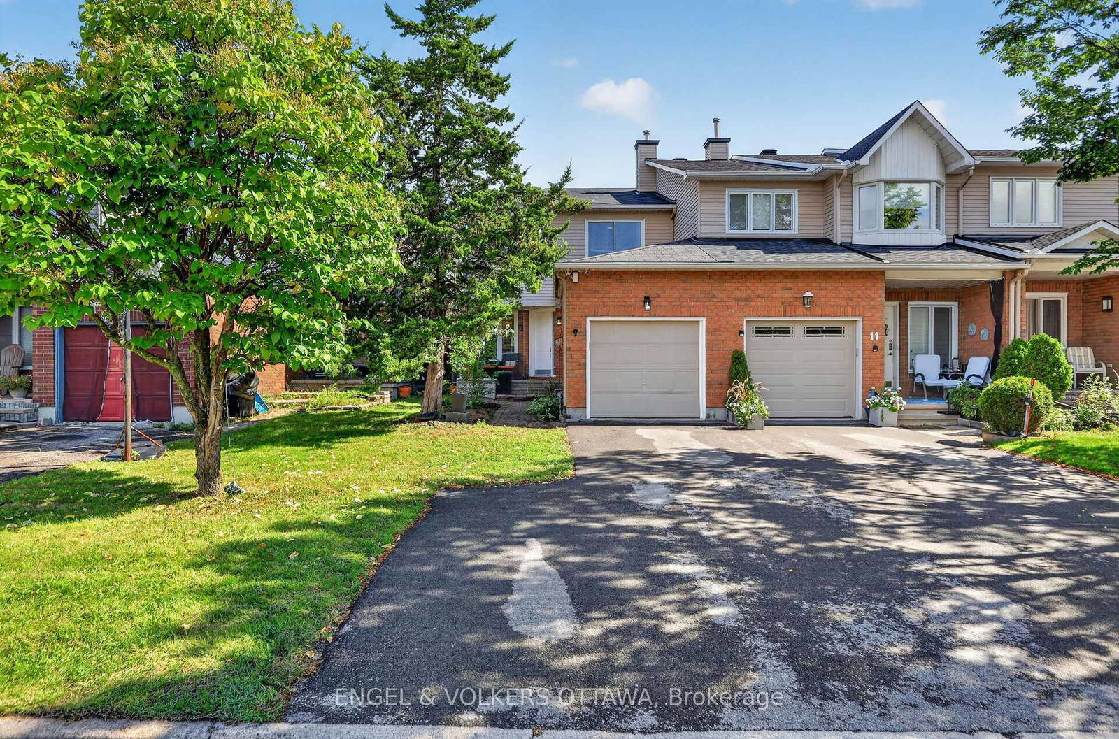 9-streamwood-lane-ottawa-ontario-x13766800