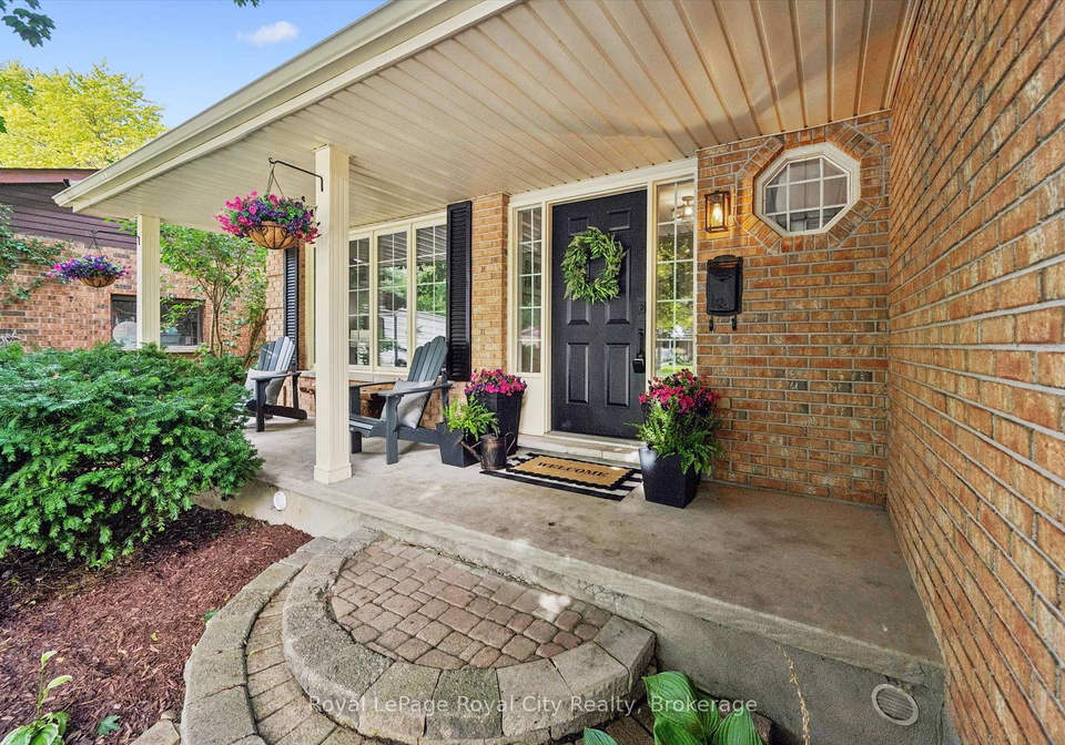 17-sugarbush-place-guelph-ontario-x13766896