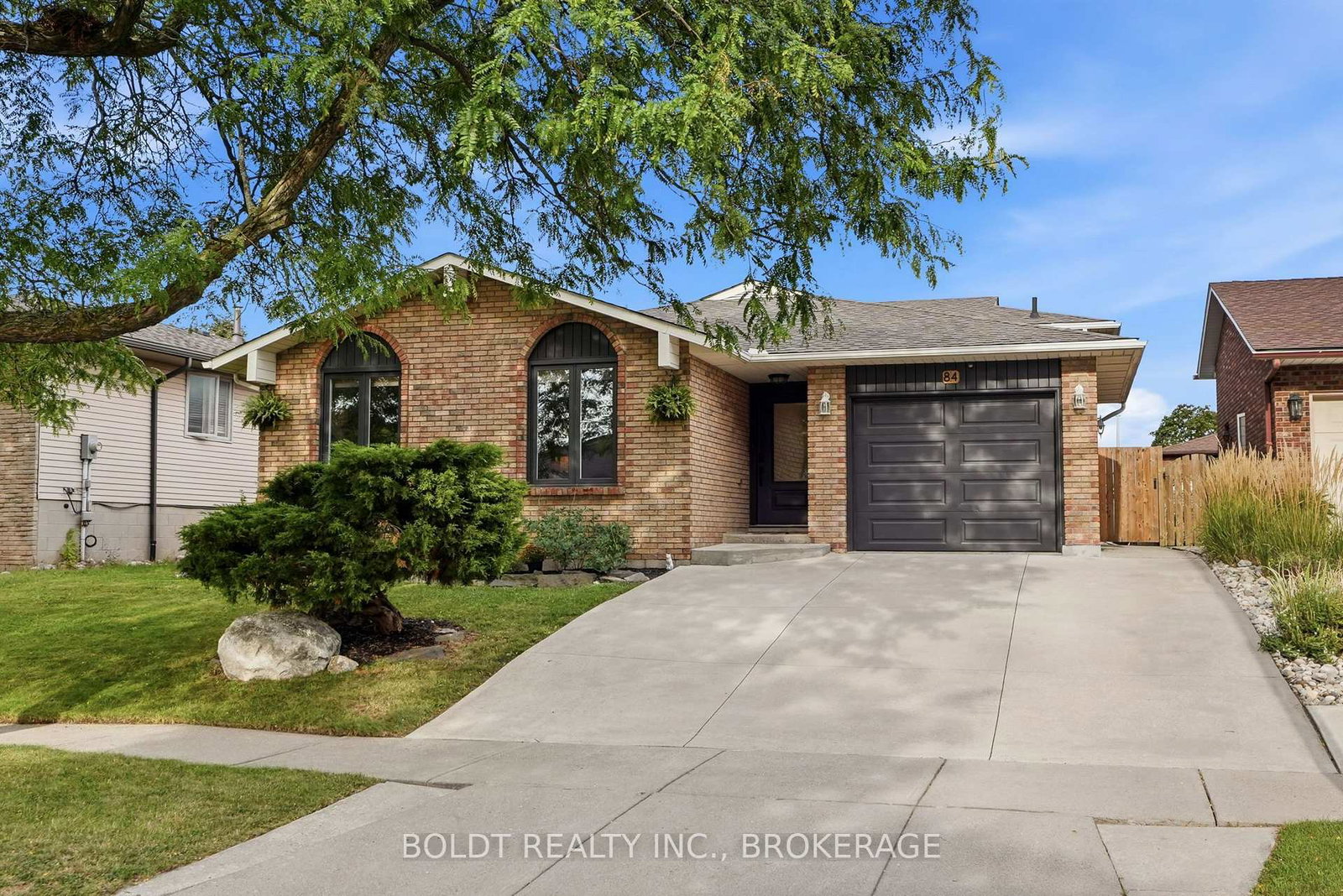 84-allanbrook-street-hamilton-ontario-x13767056