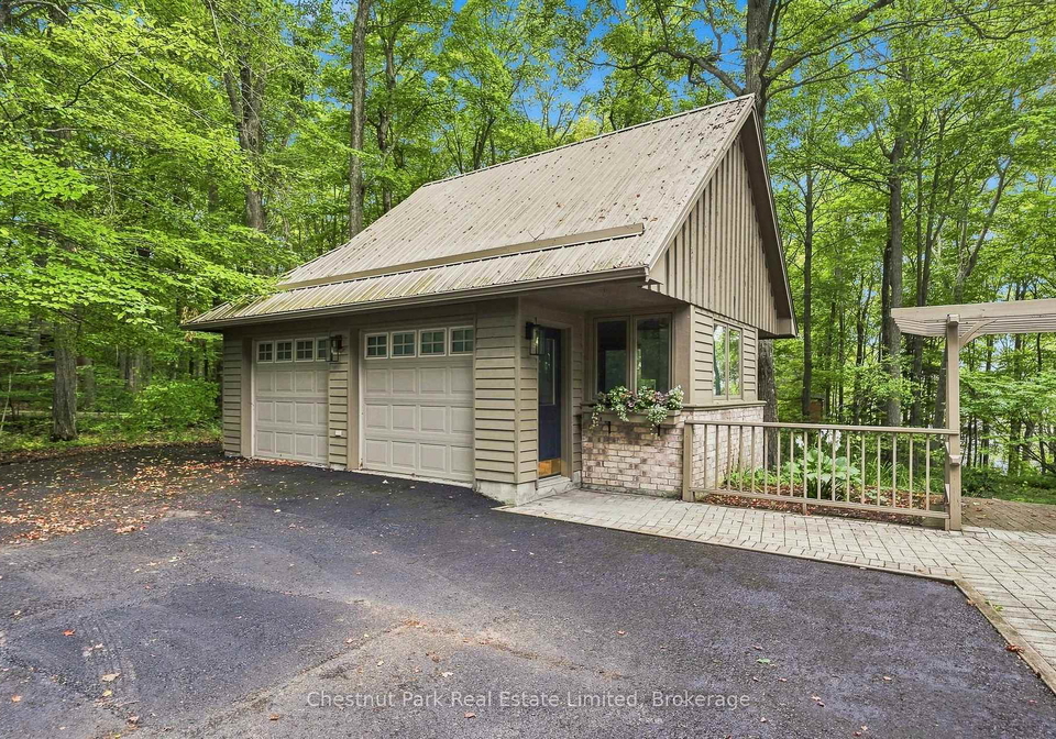 26-benham-place-road-prince-edward-county-ontario-x13767144