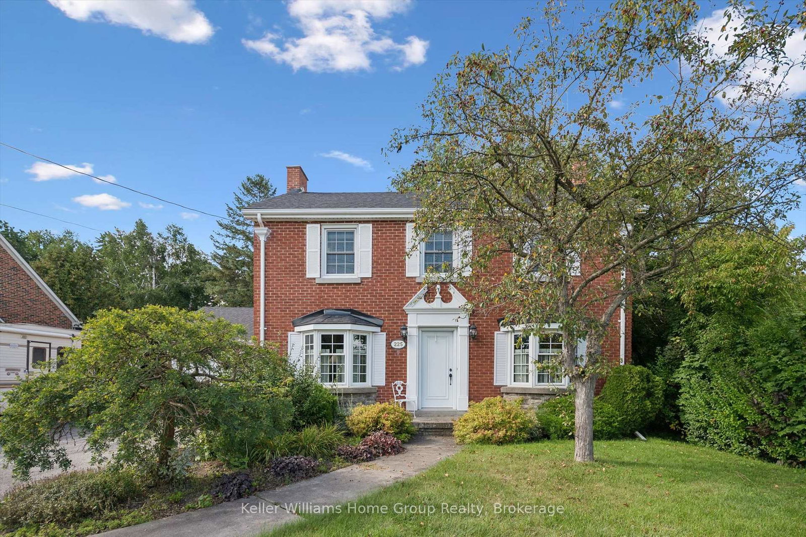 225-elora-street-centre-wellington-ontario-x13767152