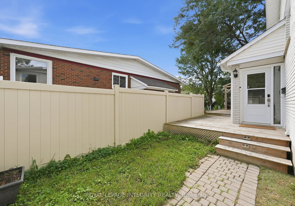 26-woodmount-crescent-ottawa-ontario-x13767374