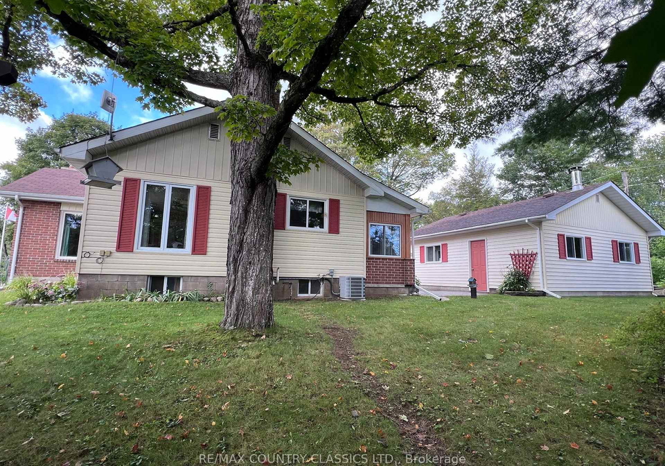 29-brown-lane-bancroft-ontario-x13767486