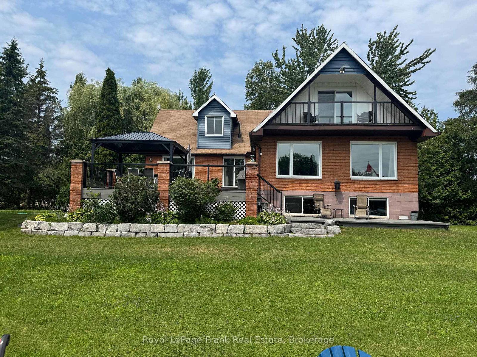 14-fire-route-26b-trent-lakes-ontario-x13767506