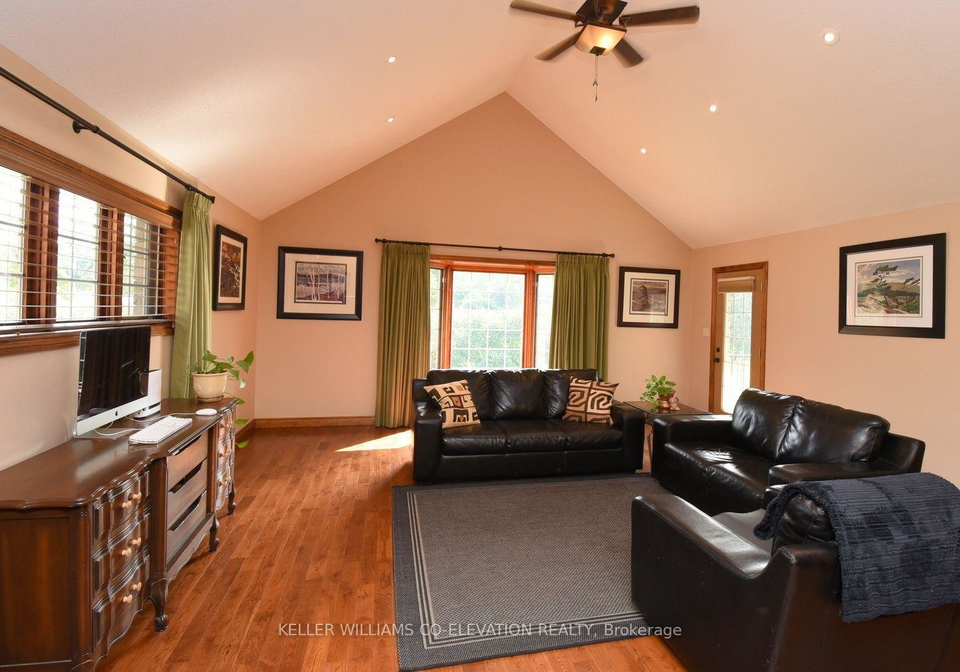 635-millgrove-side-road-hamilton-ontario-x13767658