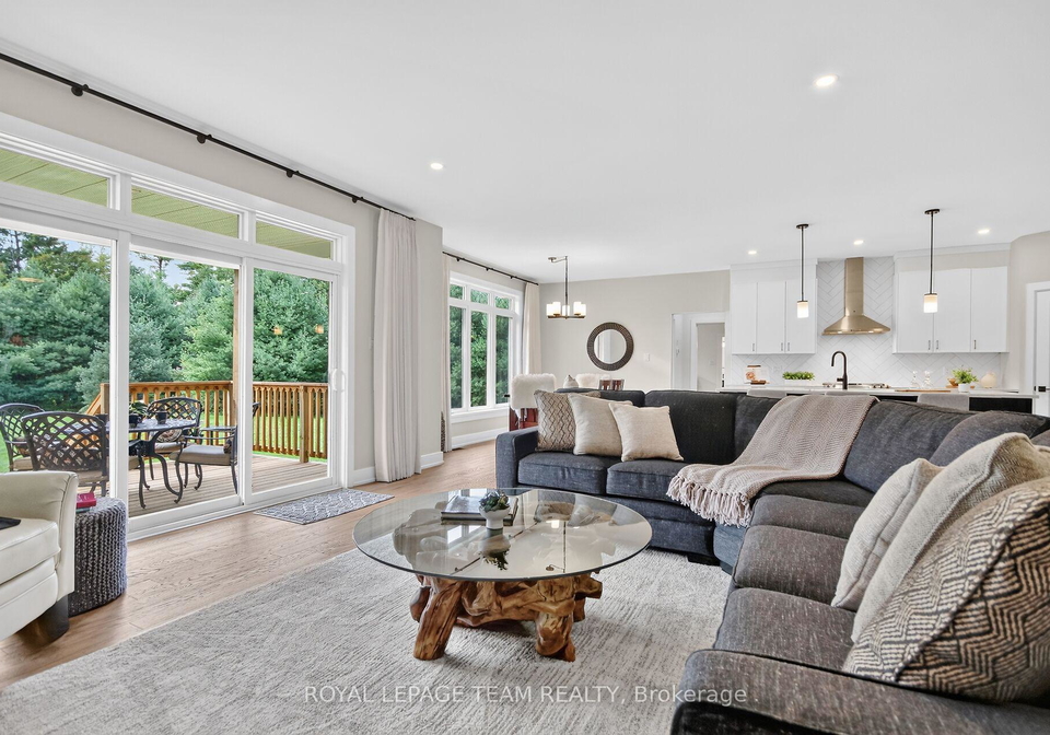 143-raymond-luhta-crescent-mcnabbraeside-ontario-x13767708