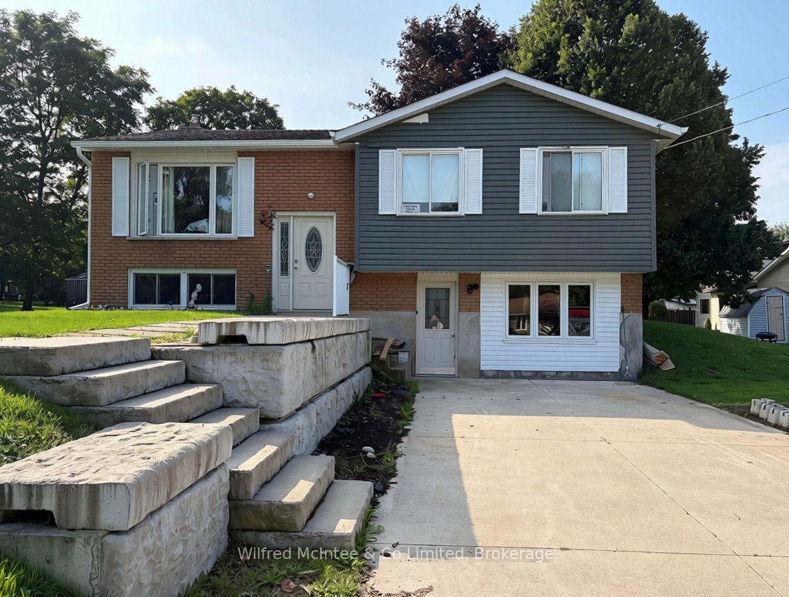 2-parkview-court-brockton-ontario-x13767810