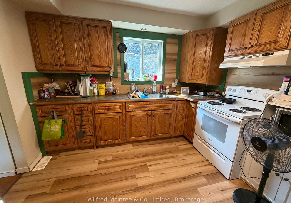 2-parkview-court-brockton-ontario-x13767810