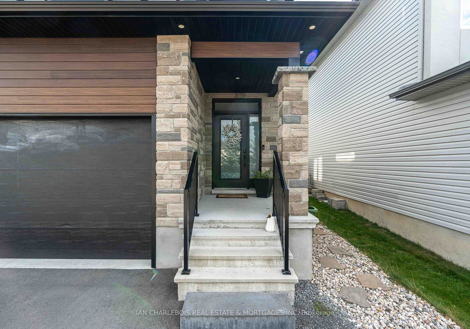 846-rockson-crescent-ottawa-ontario-x13767954