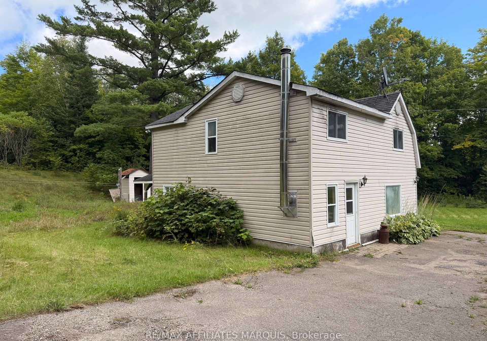 8774-highway-511-highway-lanark-highlands-ontario-x13768274