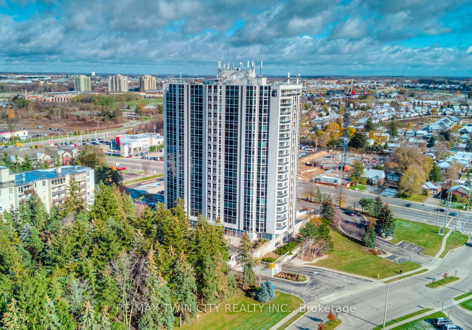 190-hespeler-road-cambridge-ontario-x13768536