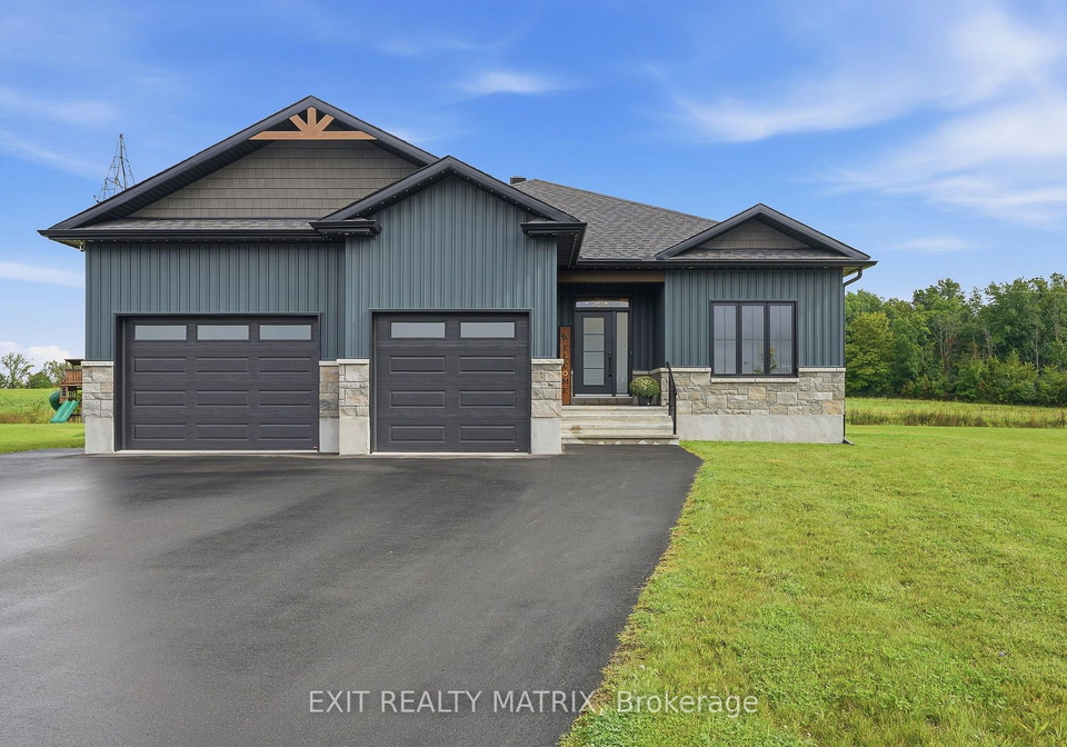 256-trudeau-crescent-russell-ontario-x13768558
