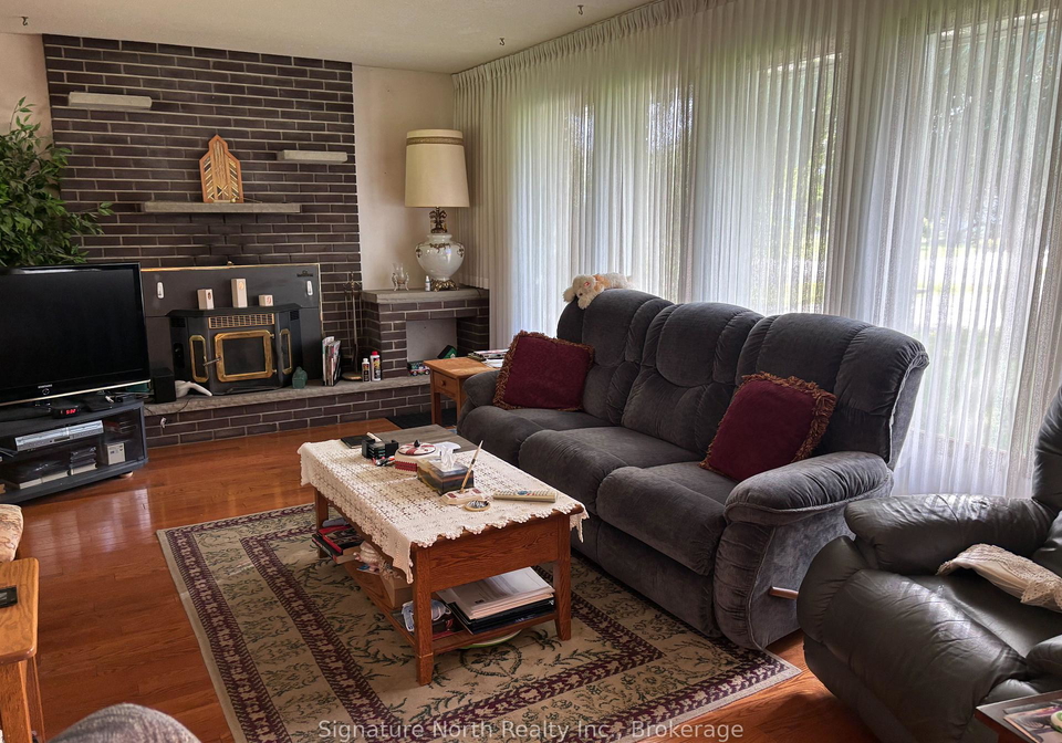 2070-piper-avenue-thunder-bay-ontario-x13768588