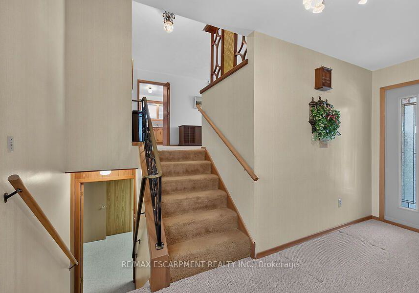 57-turnbull-road-hamilton-ontario-x13768840